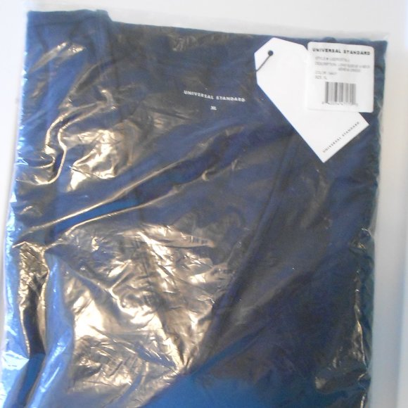 Universal Standard Long Sleeve Geneva Dress, Navy, XL (26-28) - Picture 3 of 4